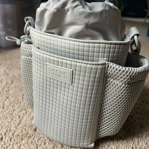 Like New Dagne Dover Sloan Water Bottle Sling
